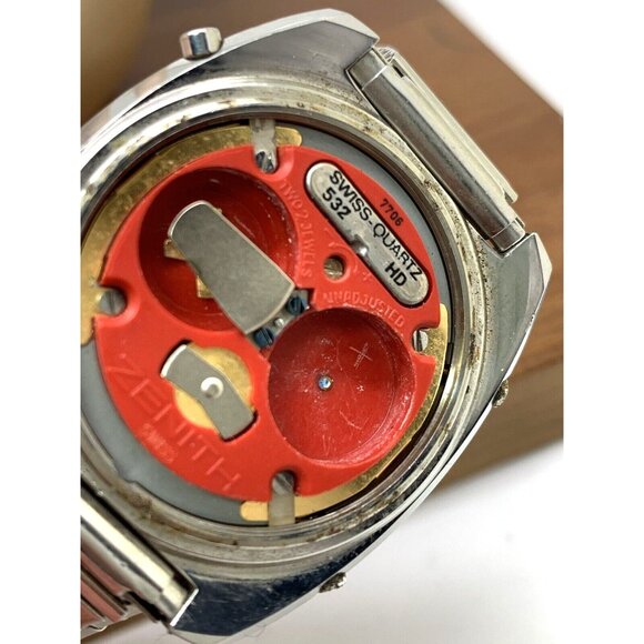 Zenith Men's Watch Vintage Swiss Quartz 532 7706 Blue Dial FOR REPAIR PARTS - Picture 7 of 15